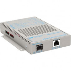 Omnitron Systems OmniConverter 10/100/1000 PoE Gigabit Ethernet Fiber Media Converter Switch RJ45 SFP - 1 x 10/100/1000BASE-T; 1 x 100/1000BASE-X (SFP); US AC Powered; Lifetime Warranty - RoHS, WEEE Compliance 9419-0-11