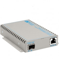 Omnitron Systems OmniConverter SE 10/100/1000 PoE Gigabit Ethernet Fiber Media Converter Switch RJ45 SFP - 1 x 10/100/1000BASE-T; 1 x 1000BASE-X (SFP); US AC Powered; Lifetime Warranty - RoHS, WEEE Compliance 9479-0-11